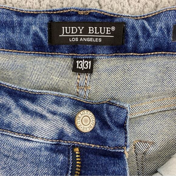 Judy Blue Women's Heavy Destroyed Distressed Straight Fit Jeans - Size: 13/31 - Picture 12 of 15